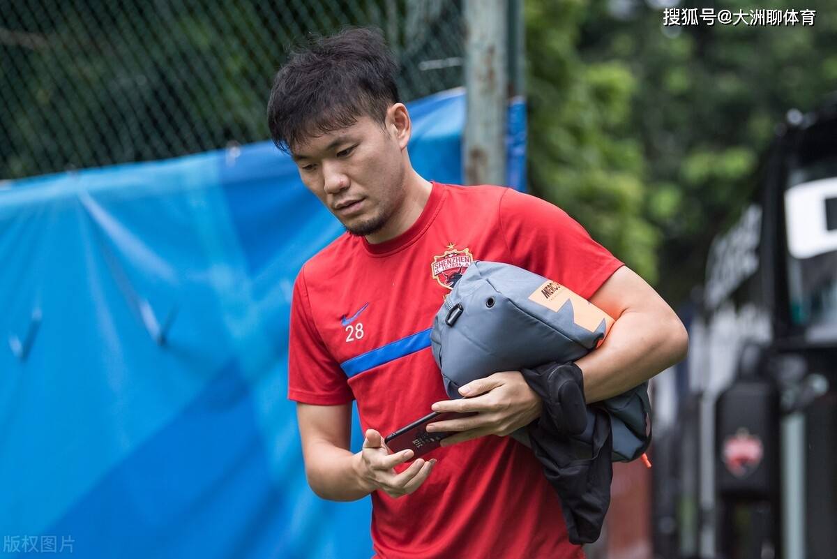 ayxsport-关于皇家社会赛前回应争议；志在中超名次提升；话题不断；更衣室氛围转暖的信息
